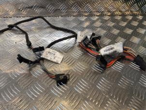 Gebruikte Sam module Mercedes ML II (164/4JG) 3.0 ML-320 CDI 4-Matic V6 24V Prijs € 35,00 Margeregeling aangeboden door Tijdeman Mercedes Onderdelen