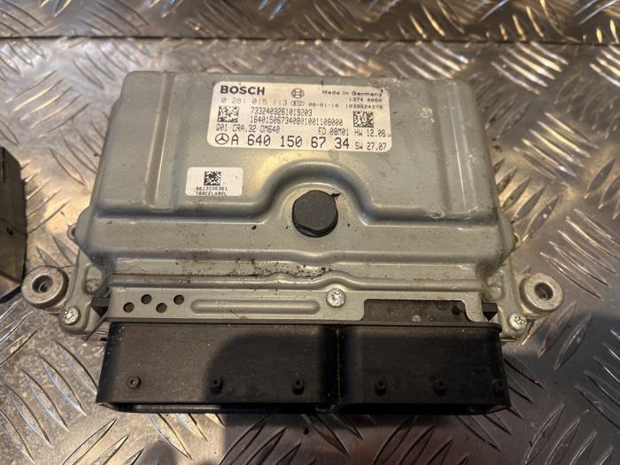 Kontaktslot + computer van een Mercedes-Benz B (W245) 2.0 B-180 CDI 16V 2008