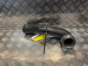 Gebruikte Intercooler Slang Mercedes ML II (164/4JG) 3.0 ML-280 CDI 4-Matic V6 24V Prijs € 30,25 Inclusief btw aangeboden door Tijdeman Mercedes Onderdelen