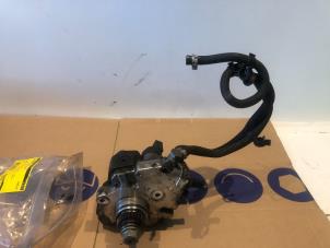 Gebruikte Hogedrukpomp Mercedes B (W245) 2.0 B-180 CDI 16V Prijs € 125,00 Margeregeling aangeboden door Tijdeman Mercedes Onderdelen