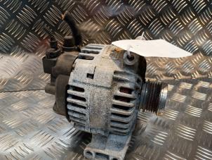 Gebruikte Dynamo Mercedes A (W169) 2.0 A-160 CDI 16V 3-Drs. Prijs € 50,00 Margeregeling aangeboden door Tijdeman Mercedes Onderdelen