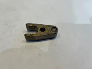 Gebruikte Injector brug Mercedes A (W169) 2.0 A-160 CDI 16V 3-Drs. Prijs € 12,10 Inclusief btw aangeboden door Tijdeman Mercedes Onderdelen