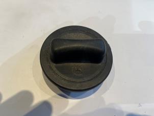 Gebruikte Tankdop Mercedes CLK (R208) 2.0 200K Evo 16V Prijs € 15,00 Margeregeling aangeboden door Tijdeman Mercedes Onderdelen