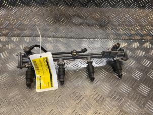 Gebruikte Injector brug Mercedes SLK (R170) 2.3 230 K 16V Prijs € 45,00 Margeregeling aangeboden door Tijdeman Mercedes Onderdelen