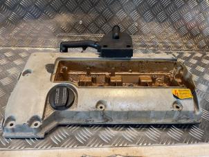 Gebruikte Kleppendeksel Mercedes SLK (R170) 2.3 230 K 16V Prijs € 50,00 Margeregeling aangeboden door Tijdeman Mercedes Onderdelen