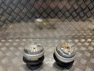 Gebruikte Motorrubber Mercedes E Combi (S210) 3.2 E-320 V6 18V 4-Matic Prijs € 30,25 Inclusief btw aangeboden door Tijdeman Mercedes Onderdelen