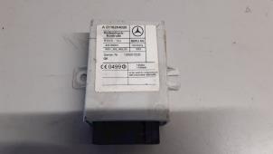 Gebruikte Bandenspanning module Mercedes E (W211) 5.0 E-500 V8 24V Prijs € 45,00 Margeregeling aangeboden door Tijdeman Mercedes Onderdelen