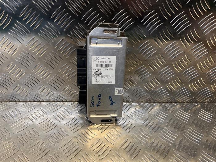 Gebruikte Comfort Module Mercedes S (W220) 3.2 S-320 18V Prijs € 45,00 Margeregeling aangeboden door Tijdeman Mercedes Onderdelen