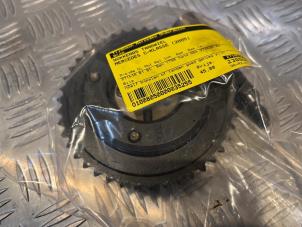 Gebruikte Nokkenas Tandwiel Mercedes C Combi (S203) 1.8 C-180K 16V Prijs € 45,00 Margeregeling aangeboden door Tijdeman Mercedes Onderdelen