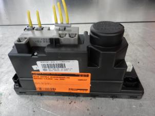 Gebruikte Motor Centrale Deurvergrendeling Mercedes C Combi (S202) 2.0 C180T 16V Prijs € 70,00 Margeregeling aangeboden door Tijdeman Mercedes Onderdelen