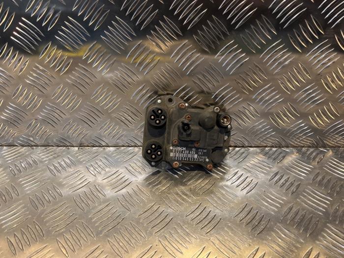 Gebruikte Module ontsteking Mercedes 190 (W201) 1.8 E Prijs € 150,00 Margeregeling aangeboden door Tijdeman Mercedes Onderdelen