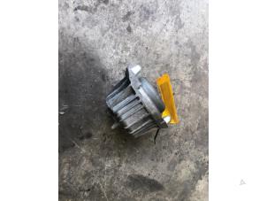 Gebruikte Motorrubber Mercedes C Estate (S204) 2.2 C-200 CDI 16V . Prijs € 25,00 Margeregeling aangeboden door Tijdeman Mercedes Onderdelen