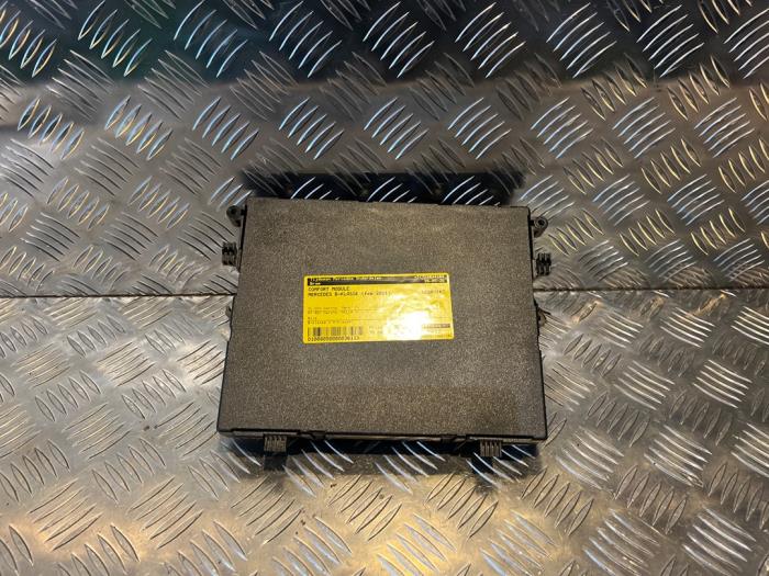 Gebruikte Comfort Module Mercedes B (W245) 1.5 B-160 16V Prijs € 75,00 Margeregeling aangeboden door Tijdeman Mercedes Onderdelen