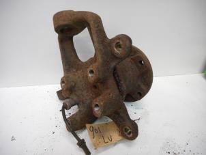 Gebruikte Asschenkel links-voor Mercedes Sprinter 3t (903) Prijs € 78,65 Inclusief btw aangeboden door Tijdeman Mercedes Onderdelen