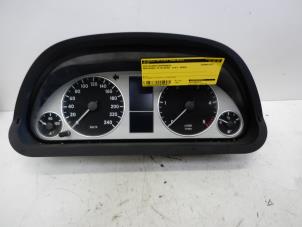 Gebruikte Cockpit Mercedes B (W245) 1.5 B-150 16V Prijs € 145,00 Margeregeling aangeboden door Tijdeman Mercedes Onderdelen