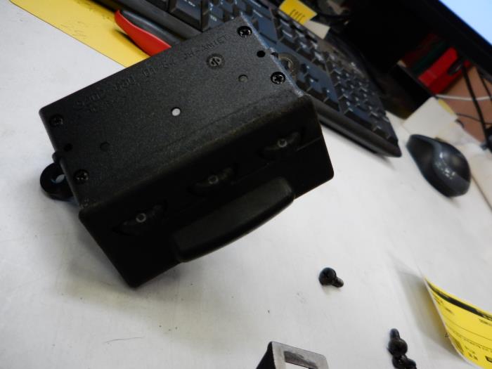 Slot Dashboardkastje van een Mercedes-Benz E Combi (S210)  1999