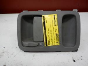 Gebruikte Handgreep Mercedes Sprinter 3,5t (906.63) 310 CDI 16V Prijs € 18,15 Inclusief btw aangeboden door Tijdeman Mercedes Onderdelen