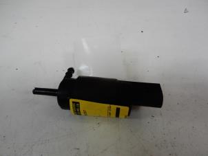 Gebruikte Ruitensproeierpomp voor Mercedes Sprinter 3,5t (906.63) 310 CDI 16V Prijs € 9,08 Inclusief btw aangeboden door Tijdeman Mercedes Onderdelen