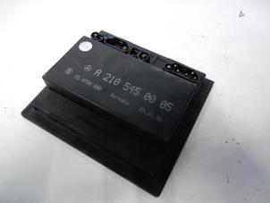 Gebruikte Computer Diversen Mercedes E (W210) 2.0 E-200 16V Prijs € 40,00 Margeregeling aangeboden door Tijdeman Mercedes Onderdelen