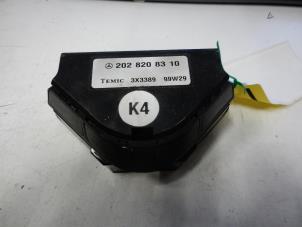 Gebruikte Sensor (overige) Mercedes C-Klasse Prijs op aanvraag aangeboden door Tijdeman Mercedes Onderdelen