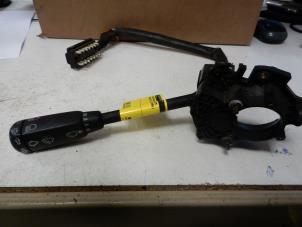 Gebruikte Combischakelaar Stuurkolom Mercedes E Combi diesel (S124) 2.5 E-250D 20V Prijs op aanvraag aangeboden door Tijdeman Mercedes Onderdelen