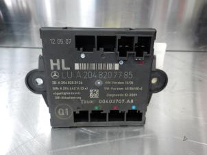 Gebruikte Deur module Mercedes C (W204) 2.2 C-200 CDI 16V Prijs op aanvraag aangeboden door Tijdeman Mercedes Onderdelen