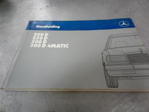 Gebruikte Instructie Boekje Mercedes E diesel (W124) 2.0 200 D Prijs € 20,00 Margeregeling aangeboden door Tijdeman Mercedes Onderdelen