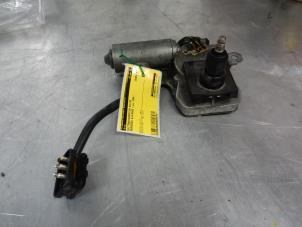 Gebruikte Ruitenwissermotor achter Mercedes E Combi (S124) 2.0 E-200 16V Prijs € 45,00 Margeregeling aangeboden door Tijdeman Mercedes Onderdelen