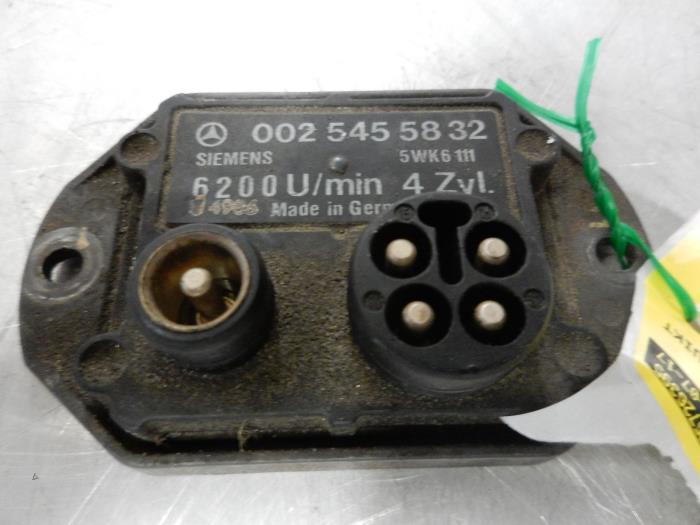 Gebruikte Module ontsteking Mercedes E (W124) 2.3 230 E Prijs op aanvraag aangeboden door Tijdeman Mercedes Onderdelen