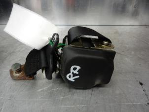 Gebruikte Veiligheidsgordel rechts-achter Mercedes E (W124) 2.3 230 E Prijs € 25,00 Margeregeling aangeboden door Tijdeman Mercedes Onderdelen