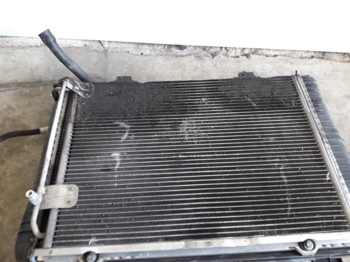 Gebruikte Airco Condensor Mercedes SLK (R170) 2.3 230 K 16V Prijs op aanvraag aangeboden door Tijdeman Mercedes Onderdelen