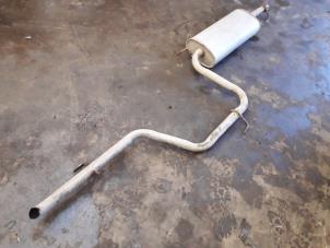 Gebruikte Uitlaat Einddemper Mercedes Vito (638.1/2) 2.3 108D Prijs € 45,00 Margeregeling aangeboden door Tijdeman Mercedes Onderdelen