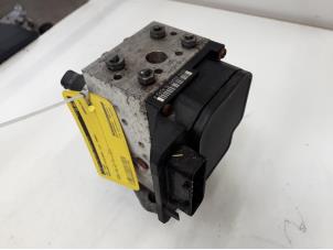 Gebruikte ABS Pomp Mercedes A (W168) 1.9 A-190 Prijs € 50,00 Margeregeling aangeboden door Tijdeman Mercedes Onderdelen