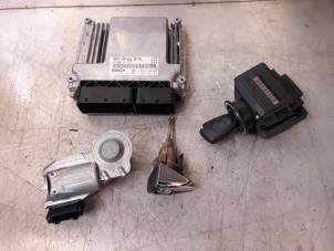 Gebruikte Kontaktslot + computer Mercedes E Combi (S211) 2.2 E-220 CDI 16V Prijs op aanvraag aangeboden door Tijdeman Mercedes Onderdelen