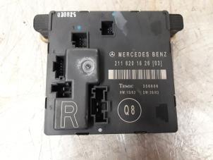 Gebruikte Deur module Mercedes E Combi (S211) 2.2 E-220 CDI 16V Prijs € 35,00 Margeregeling aangeboden door Tijdeman Mercedes Onderdelen