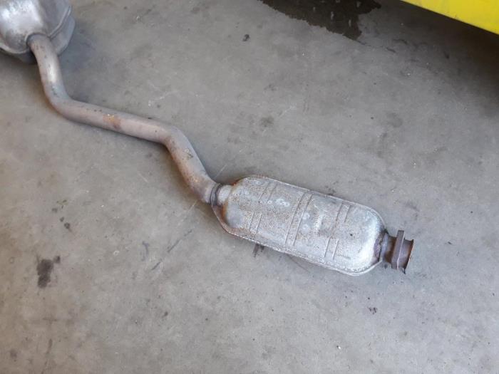 Uitlaat Midden Einddemper Mercedes Clk 2 6 240 V6 18v