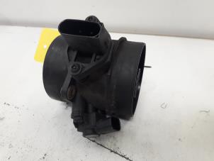 Gebruikte Luchtmassameter Mercedes E Combi (S211) 2.2 E-220 CDI 16V Prijs € 35,00 Margeregeling aangeboden door Tijdeman Mercedes Onderdelen