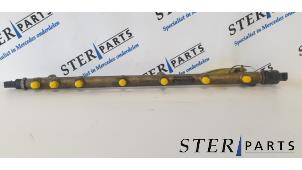 Gebruikte Injector brug Mercedes E Combi (S211) 3.2 E-320 CDI 24V Prijs € 75,00 Margeregeling aangeboden door Sterparts Mercedes specialist