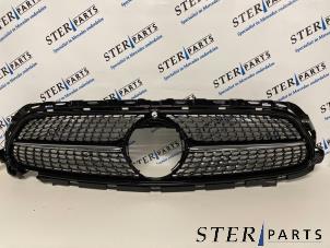 Nieuwe Grille Mercedes E (W213) E-200d 1.6 Turbo 16V Prijs € 356,95 Inclusief btw aangeboden door Sterparts Mercedes specialist