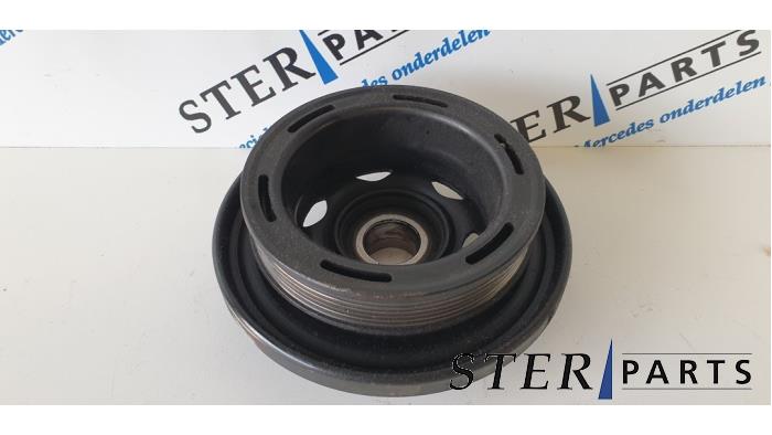 Gebruikte Krukas Poelie Mercedes Vito (639.6) 2.2 109 CDI 16V Prijs € 30,19 Inclusief btw aangeboden door Sterparts Mercedes specialist