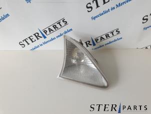 Gebruikte Stadslicht rechts Mercedes R (W251) 3.0 280 CDI 24V 4-Matic Prijs € 17,50 Margeregeling aangeboden door Sterparts Mercedes specialist
