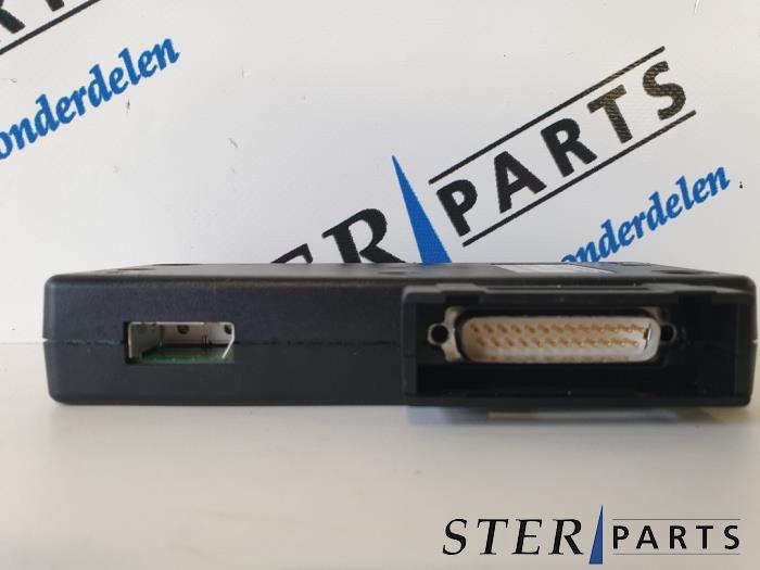 Telefoon Module van een Mercedes-Benz S (W220) 3.2 S-320 CDI 2003