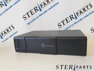Gebruikte CD Wisselaar Mercedes ML I (163) 5.4 55 AMG V8 32V Prijs € 149,50 Margeregeling aangeboden door Sterparts Mercedes specialist