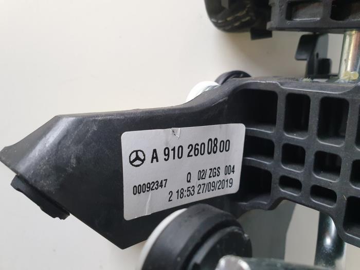 Schakelmechaniek van een Mercedes-Benz Sprinter 5t (907.6) 211 CDI 2.1 D FWD 2020