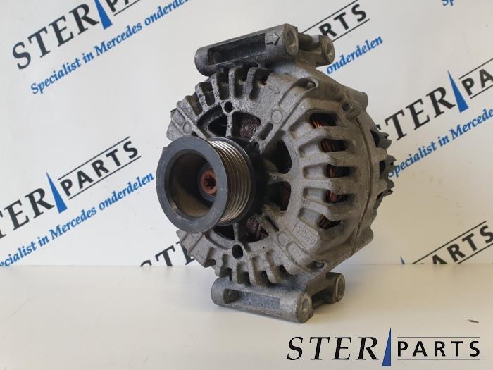 Gebruikte Dynamo Mercedes ML II (164/4JG) 3.5 350 V6 24V Prijs € 175,00 Margeregeling aangeboden door Sterparts Mercedes specialist