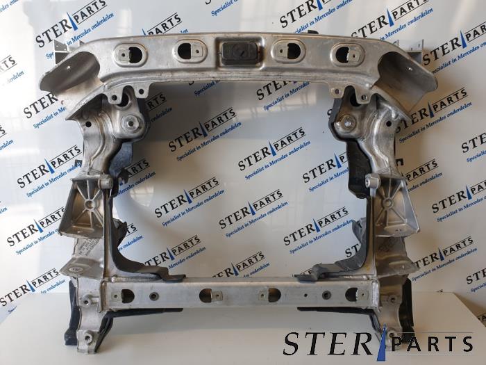 Gebruikte Subframe Mercedes S (222.0/222.1) 3.0 S-400 24V 4-Matic Prijs € 349,50 Margeregeling aangeboden door Sterparts Mercedes specialist