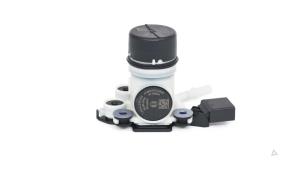 Nieuwe Adblue pomp Mercedes S (222.0/222.1) 3.0 S-350 BlueTec 24V 4-Matic Prijs € 477,95 Inclusief btw aangeboden door Sterparts Mercedes specialist