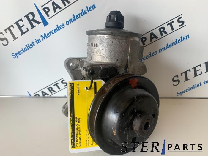 Gebruikte Servopomp Mercedes 190 D (W201) 2.0 D Prijs € 45,00 Margeregeling aangeboden door Sterparts Mercedes specialist