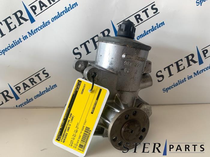 Gebruikte Servopomp Mercedes 190 D (W201) 2.0 D Prijs € 45,00 Margeregeling aangeboden door Sterparts Mercedes specialist