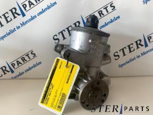 Gebruikte Stuurpomp Mercedes 190 D (W201) 2.0 D Prijs € 45,00 Margeregeling aangeboden door Sterparts Mercedes specialist